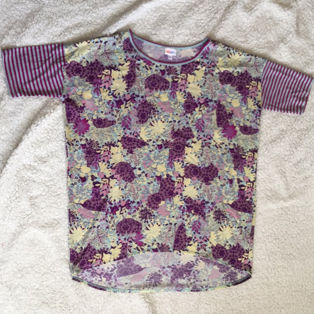 Women’s floral and geometric patterned shirt